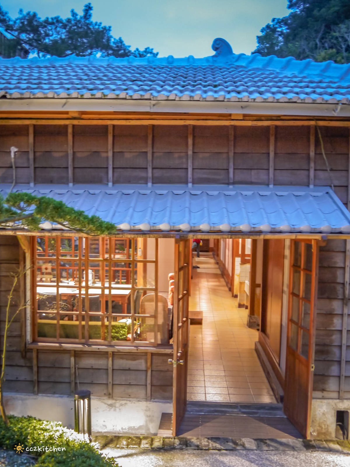 一秒回到日治時期！花蓮拉麵「山嵐拉麵安通溫泉店」，深山裡的日式拉麵店～泡完溫泉在和室榻榻米包廂裡吃拉麵，超享受！