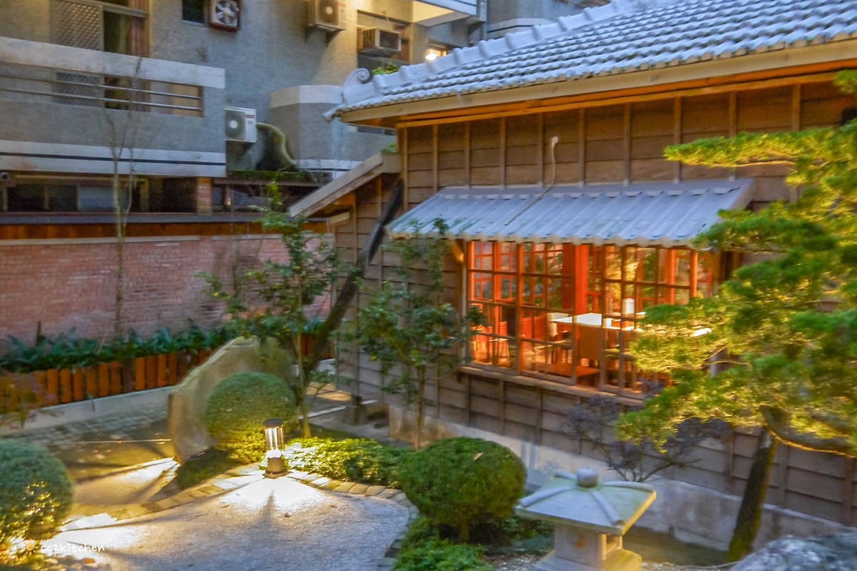 一秒回到日治時期！花蓮拉麵「山嵐拉麵安通溫泉店」，深山裡的日式拉麵店～泡完溫泉在和室榻榻米包廂裡吃拉麵，超享受！