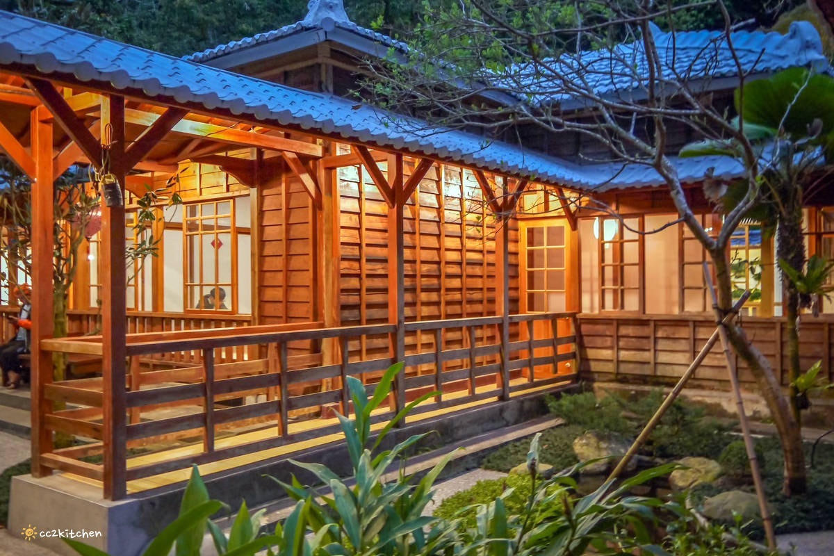 一秒回到日治時期！花蓮拉麵「山嵐拉麵安通溫泉店」，深山裡的日式拉麵店～泡完溫泉在和室榻榻米包廂裡吃拉麵，超享受！