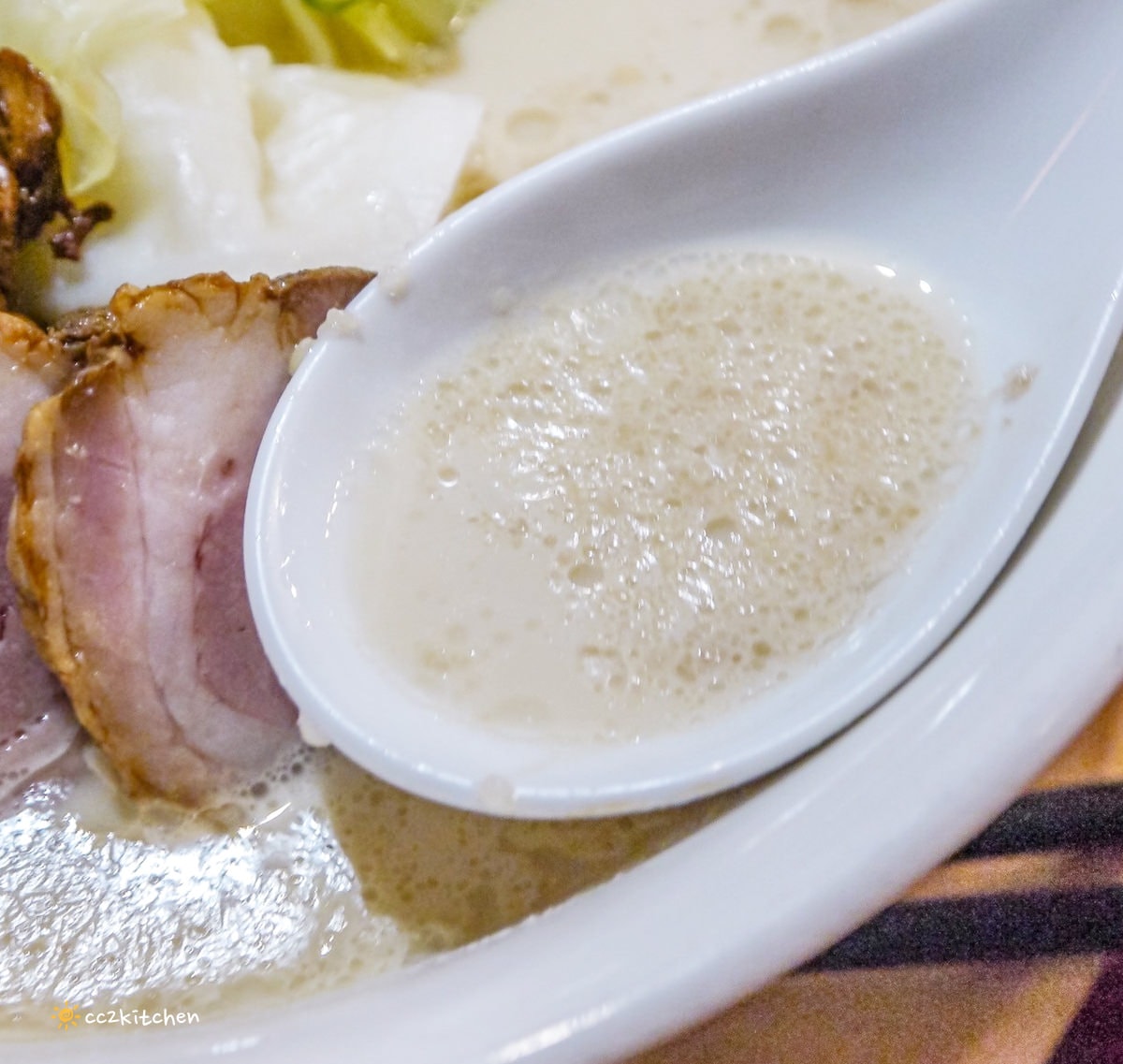 一秒回到日治時期！花蓮拉麵「山嵐拉麵安通溫泉店」，深山裡的日式拉麵店～泡完溫泉在和室榻榻米包廂裡吃拉麵，超享受！