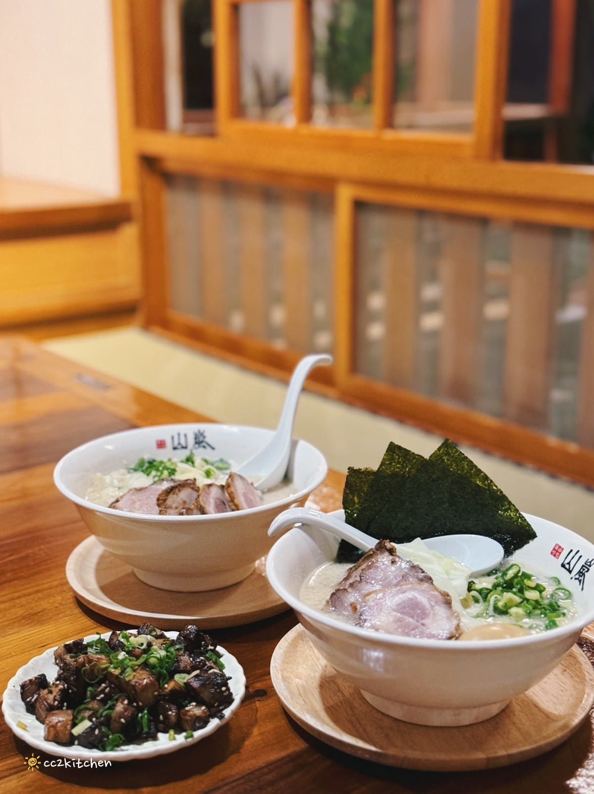 一秒回到日治時期！花蓮拉麵「山嵐拉麵安通溫泉店」，深山裡的日式拉麵店～泡完溫泉在和室榻榻米包廂裡吃拉麵，超享受！