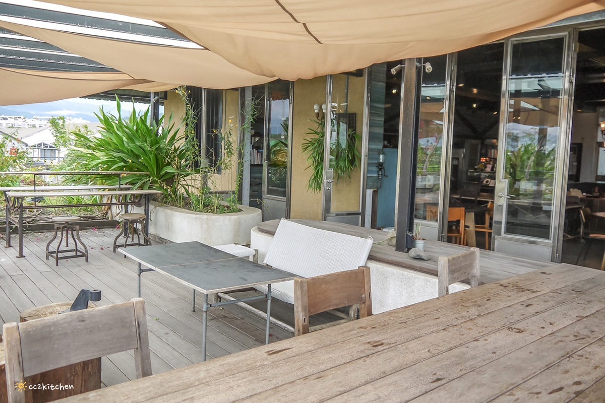 台東慢食評鑑二星早午餐「台東有知鳥hiii birdie」，隱藏在舊糖廠東糖文創園區裡的特色餐廳，選物空間、書店、工藝創作。