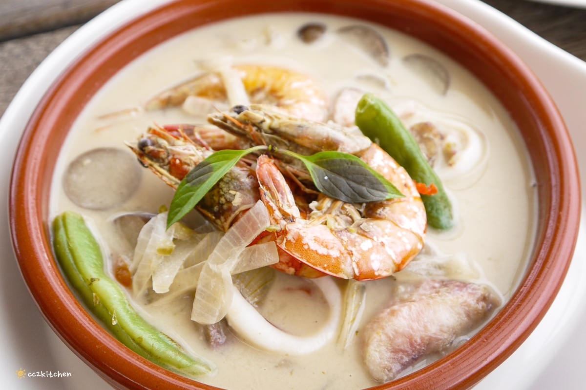 台東慢食評鑑二星早午餐「台東有知鳥hiii birdie」，隱藏在舊糖廠東糖文創園區裡的特色餐廳，選物空間、書店、工藝創作。