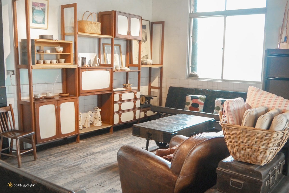 台東慢食評鑑二星早午餐「台東有知鳥hiii birdie」，隱藏在舊糖廠東糖文創園區裡的特色餐廳，選物空間、書店、工藝創作。