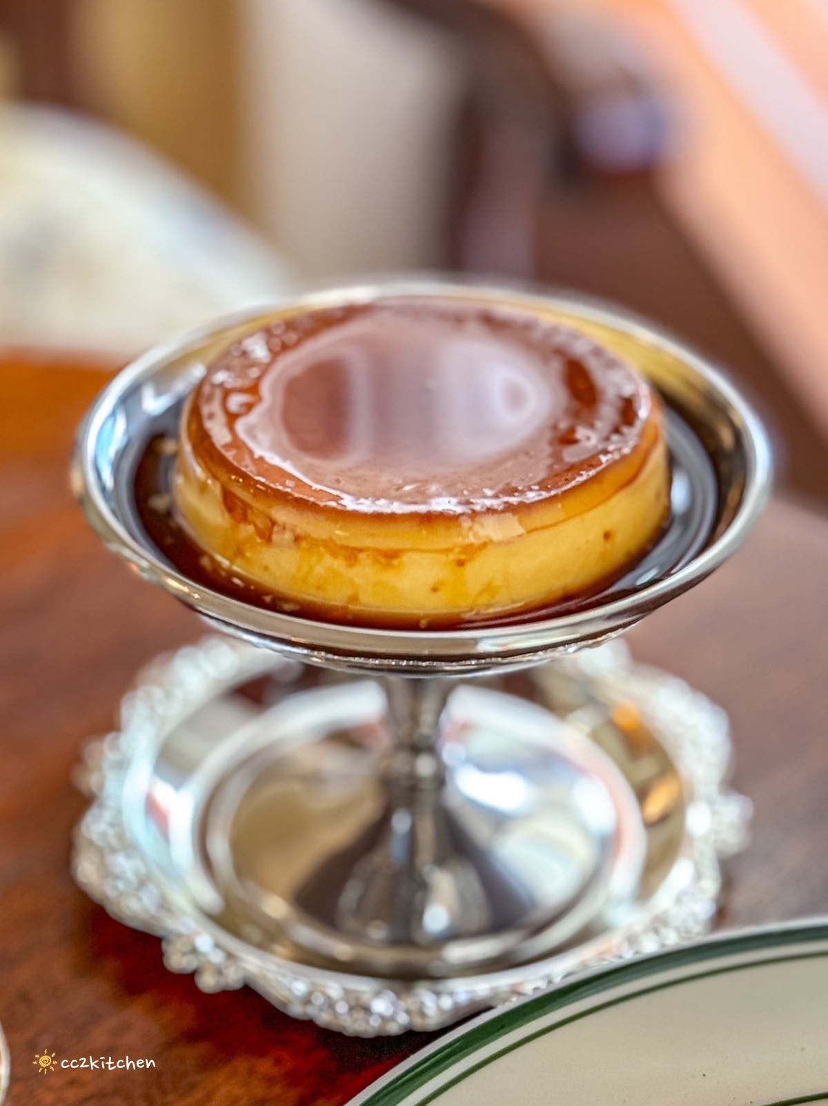 台東超人氣昭和風咖啡廳「沐芓Muzi Kissaten」懷舊日式喫茶所。大推厚蛋三明治，厚實酥脆耐人尋味！昭和硬布丁扎實綿密～台東早午餐咖啡店推薦。