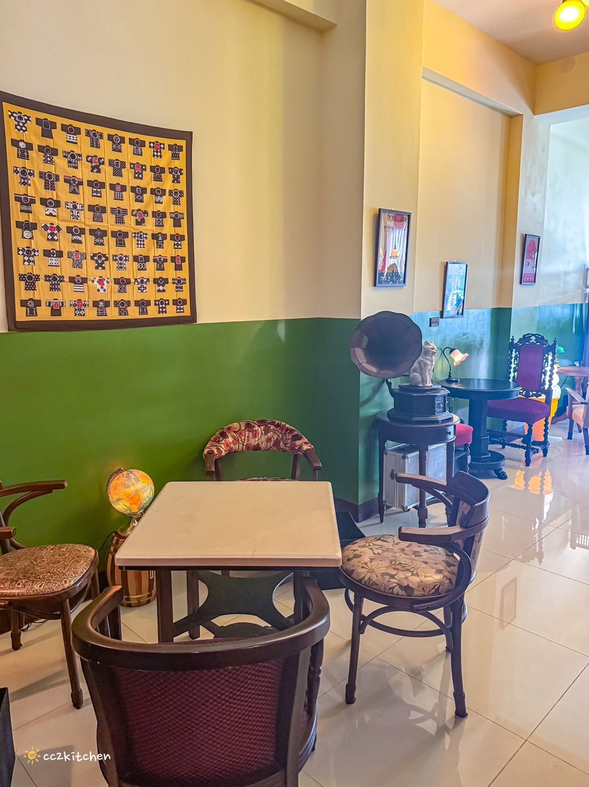 台東超人氣昭和風咖啡廳「沐芓Muzi Kissaten」懷舊日式喫茶所。大推厚蛋三明治，厚實酥脆耐人尋味！昭和硬布丁扎實綿密～台東早午餐咖啡店推薦。