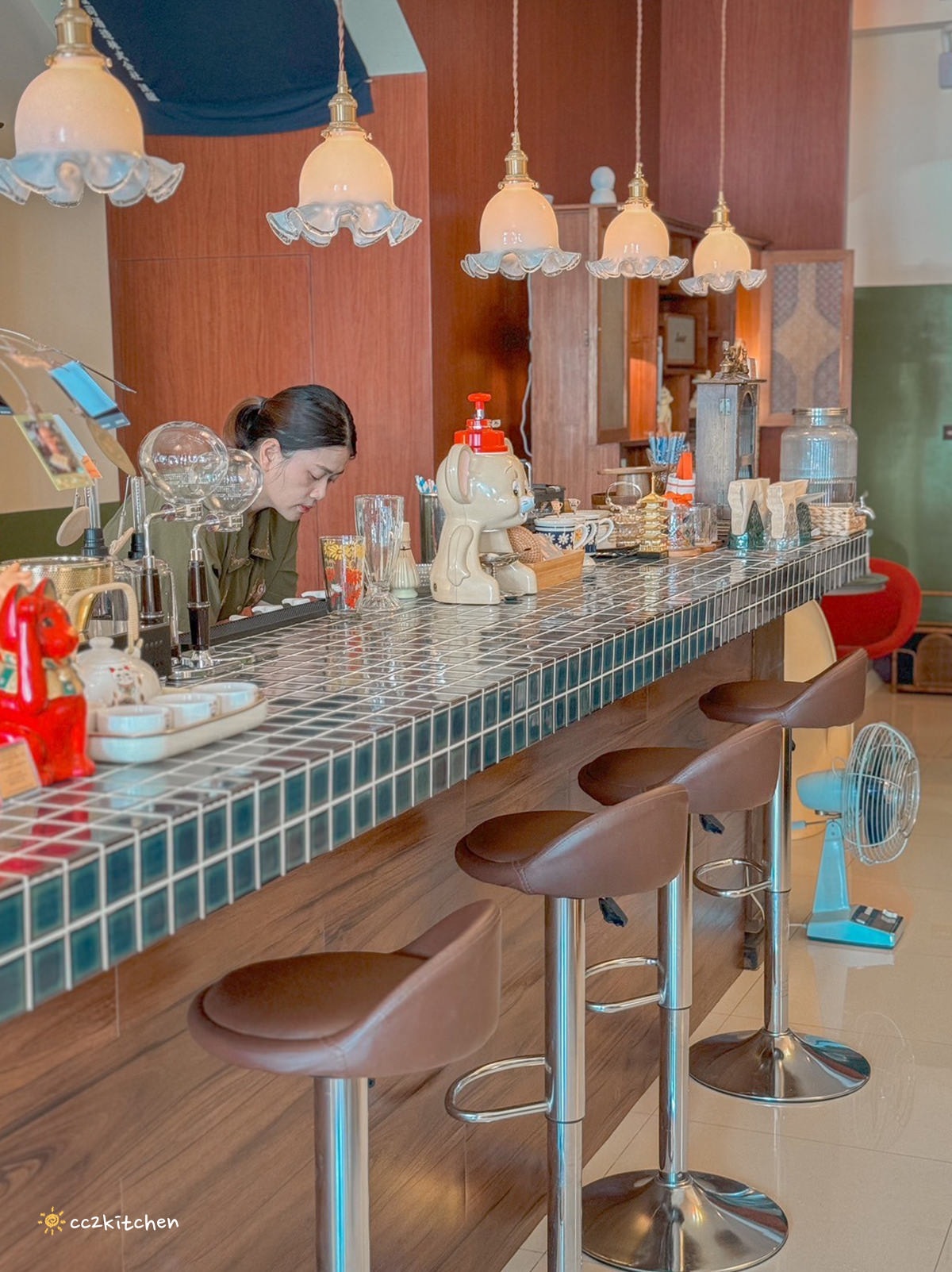 台東超人氣昭和風咖啡廳「沐芓Muzi Kissaten」懷舊日式喫茶所。大推厚蛋三明治，厚實酥脆耐人尋味！昭和硬布丁扎實綿密～台東早午餐咖啡店推薦。