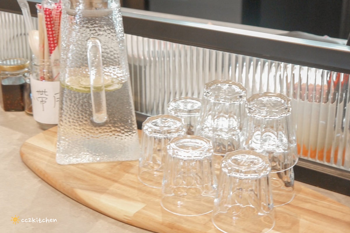 一週只營業1.5天的限量牛肉麵！台東等等牛肉麵（斑鳩33牛肉麵）藏身在民宿裡的文青風麵店，台東隱藏版小吃美食推薦。