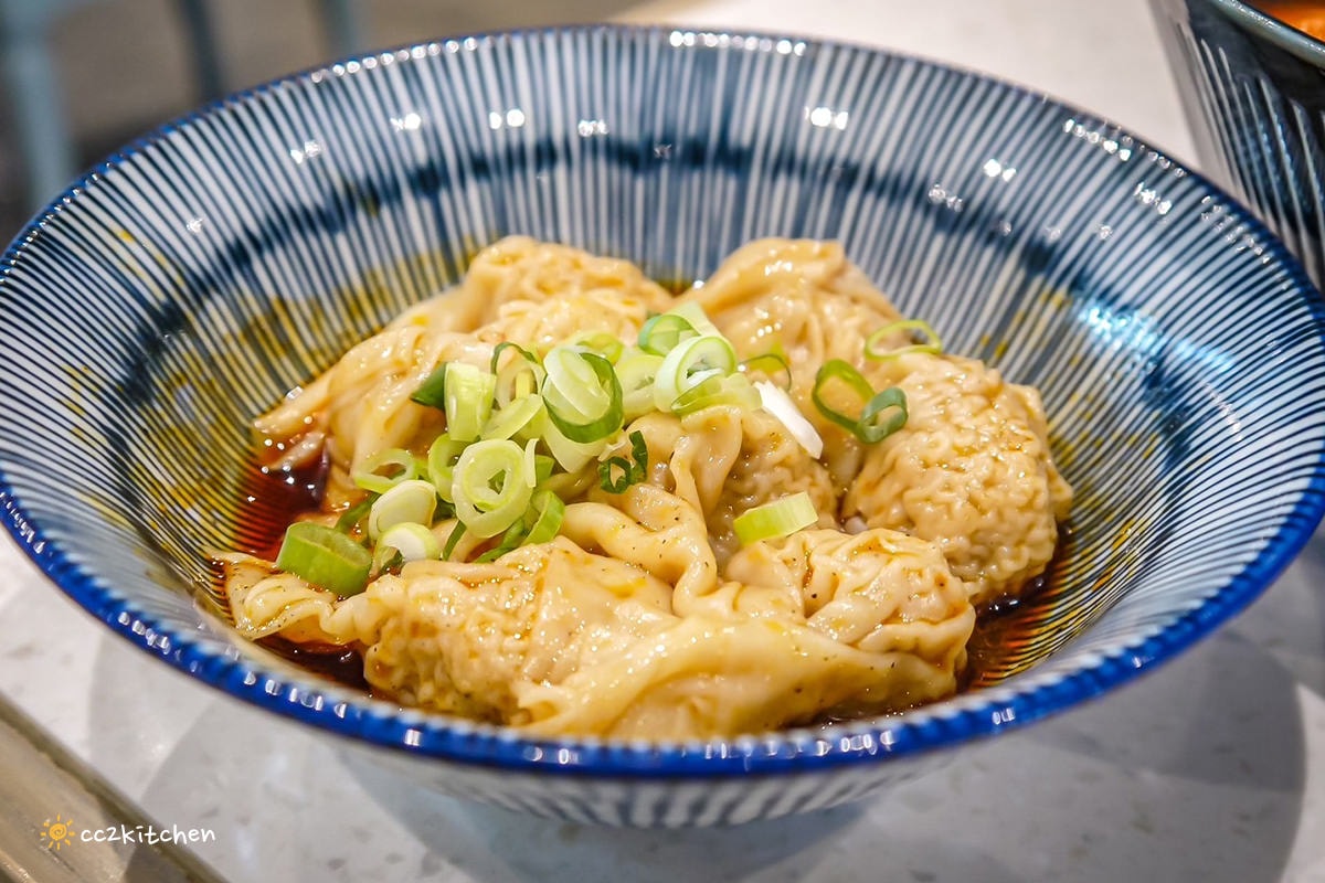 一週只營業1.5天的限量牛肉麵！台東等等牛肉麵（斑鳩33牛肉麵）藏身在民宿裡的文青風麵店，台東隱藏版小吃美食推薦。