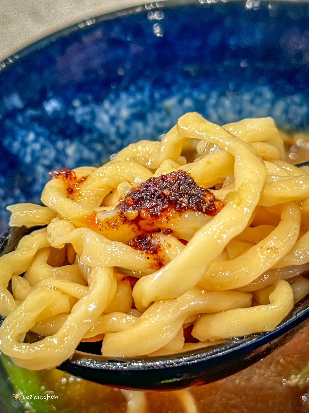 一週只營業1.5天的限量牛肉麵！台東等等牛肉麵（斑鳩33牛肉麵）藏身在民宿裡的文青風麵店，台東隱藏版小吃美食推薦。