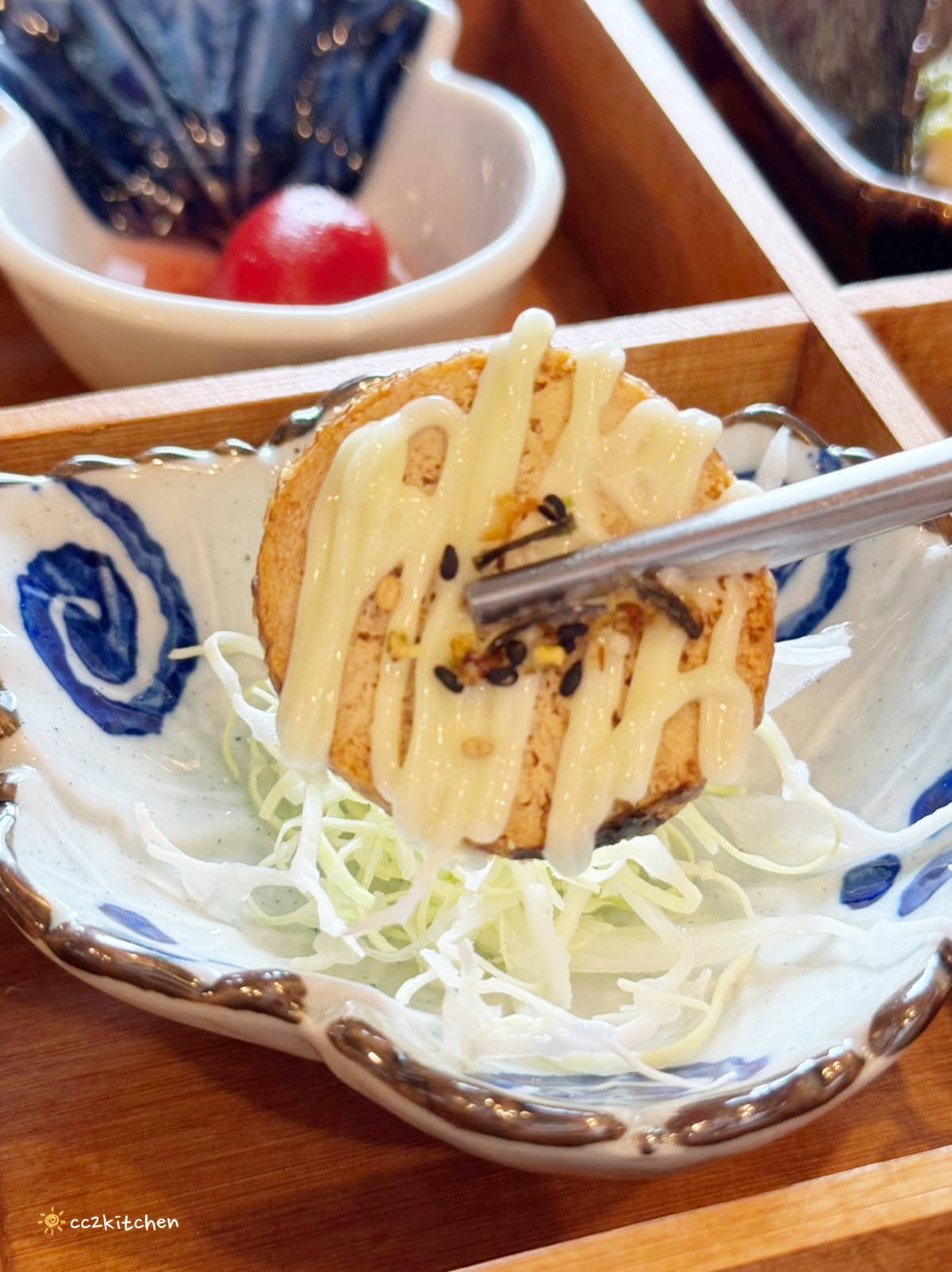 台東平價無菜單料理「長光食作」，海味九宮格吸睛又有創意！預約制單人套餐千元有找～台式料理結合西式手法，道道好吃不踩雷。