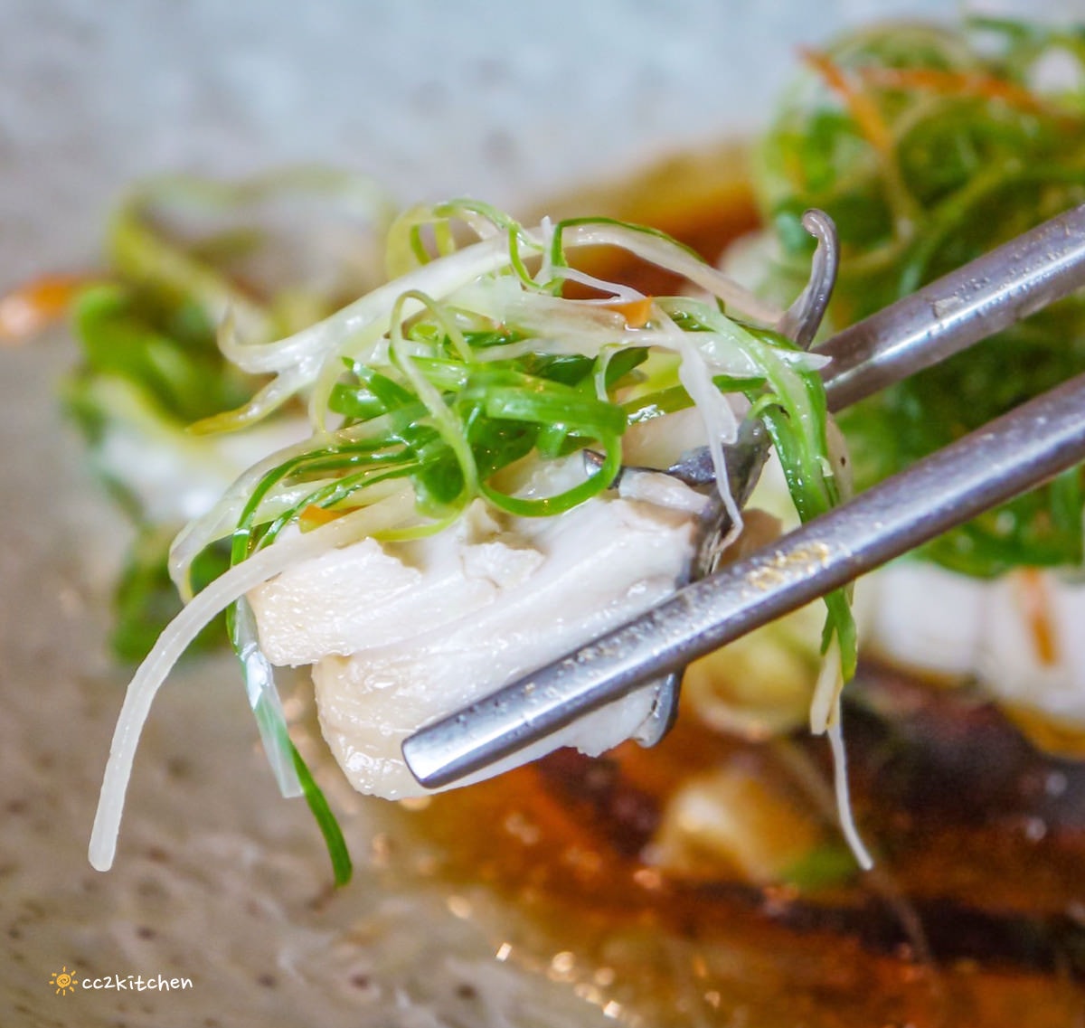 台東平價無菜單料理「長光食作」，海味九宮格吸睛又有創意！預約制單人套餐千元有找～台式料理結合西式手法，道道好吃不踩雷。