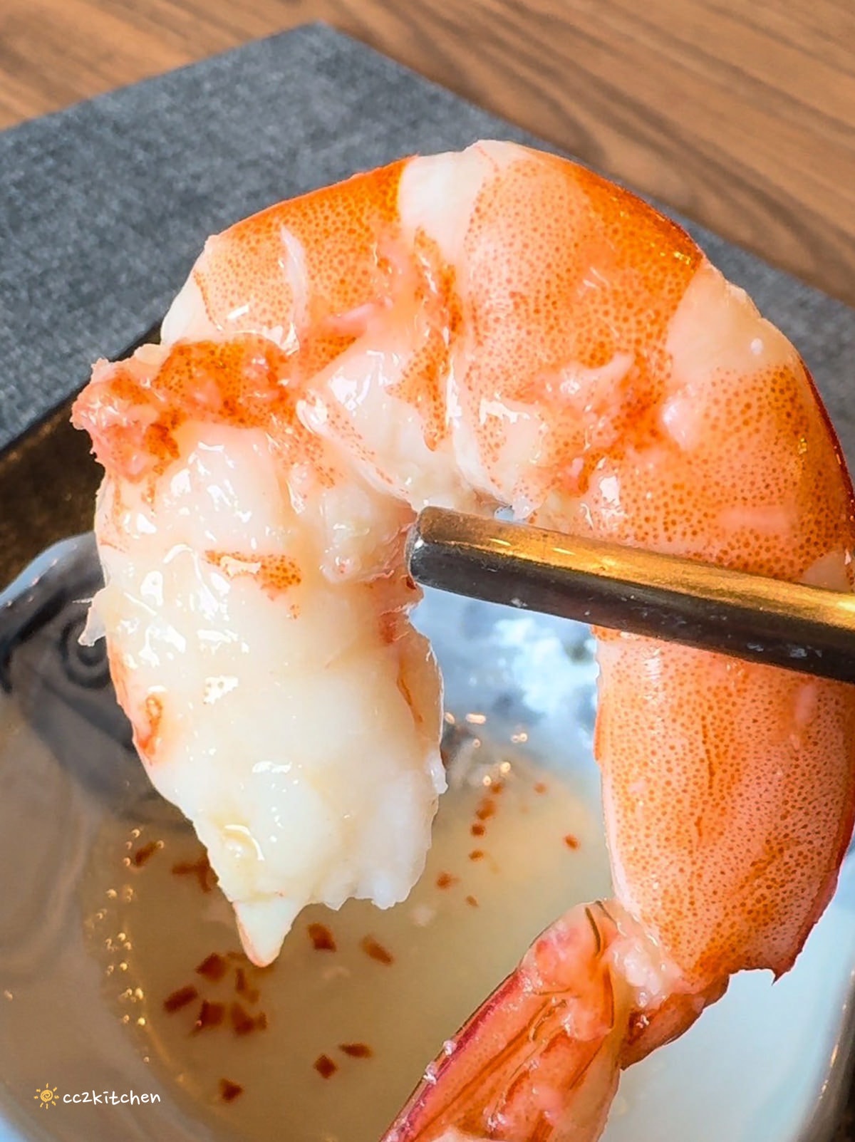 台東平價無菜單料理「長光食作」，海味九宮格吸睛又有創意！預約制單人套餐千元有找～台式料理結合西式手法，道道好吃不踩雷。