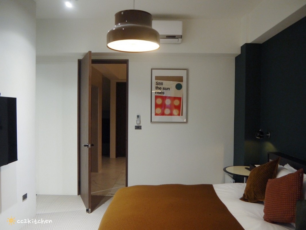 豪宅裡的質感咖啡廳！「海特咖啡館Hatt Coffee」2.0結合早午餐與民宿「廷海特潮流民宿」，外觀氣派、內裝富有高級感，台東市區早午餐推薦。