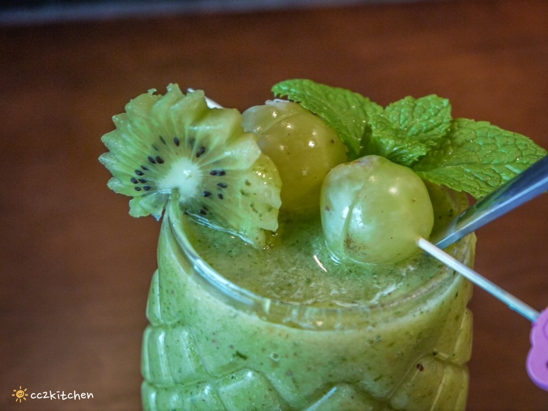 豪宅裡的質感咖啡廳！「海特咖啡館Hatt Coffee」2.0結合早午餐與民宿「廷海特潮流民宿」，外觀氣派、內裝富有高級感，台東市區早午餐推薦。