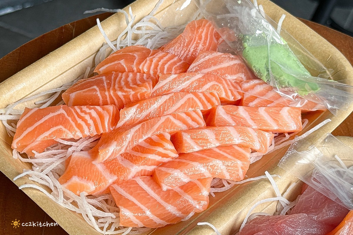 一起來實現生魚片自由吧!台東必吃美食「葉氏海鮮Yeh’s Fish」沙西米現切新鮮肥美,超厚切只要150元起~價格公道CP值高! - 第15張圖 一起來實現生魚片自由吧!台東必吃美食「葉氏海鮮Yeh’s Fish」沙西米現切新鮮肥美,超厚切只要150元起~價格公道CP值高!