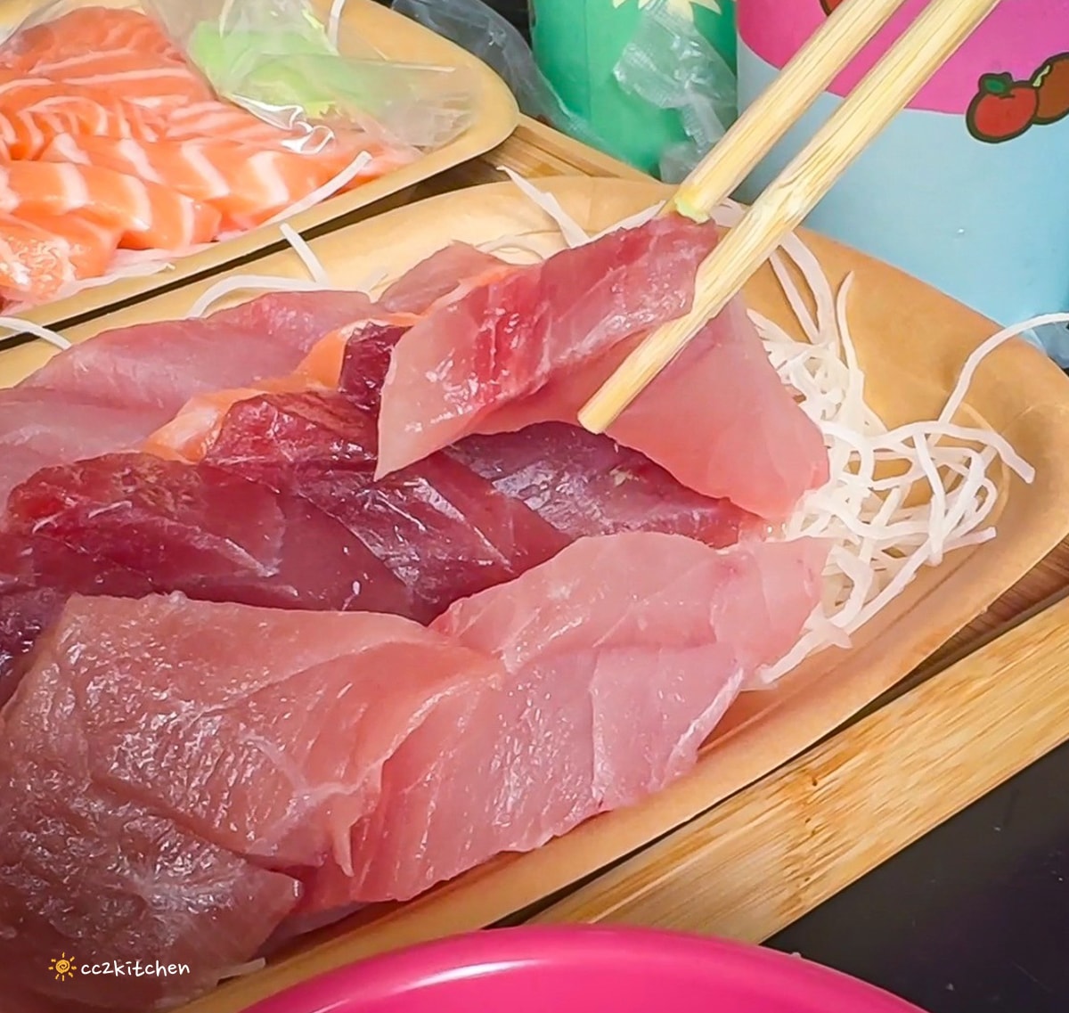 一起來實現生魚片自由吧!台東必吃美食「葉氏海鮮Yeh’s Fish」沙西米現切新鮮肥美,超厚切只要150元起~價格公道CP值高! - 第21張圖 一起來實現生魚片自由吧!台東必吃美食「葉氏海鮮Yeh’s Fish」沙西米現切新鮮肥美,超厚切只要150元起~價格公道CP值高!