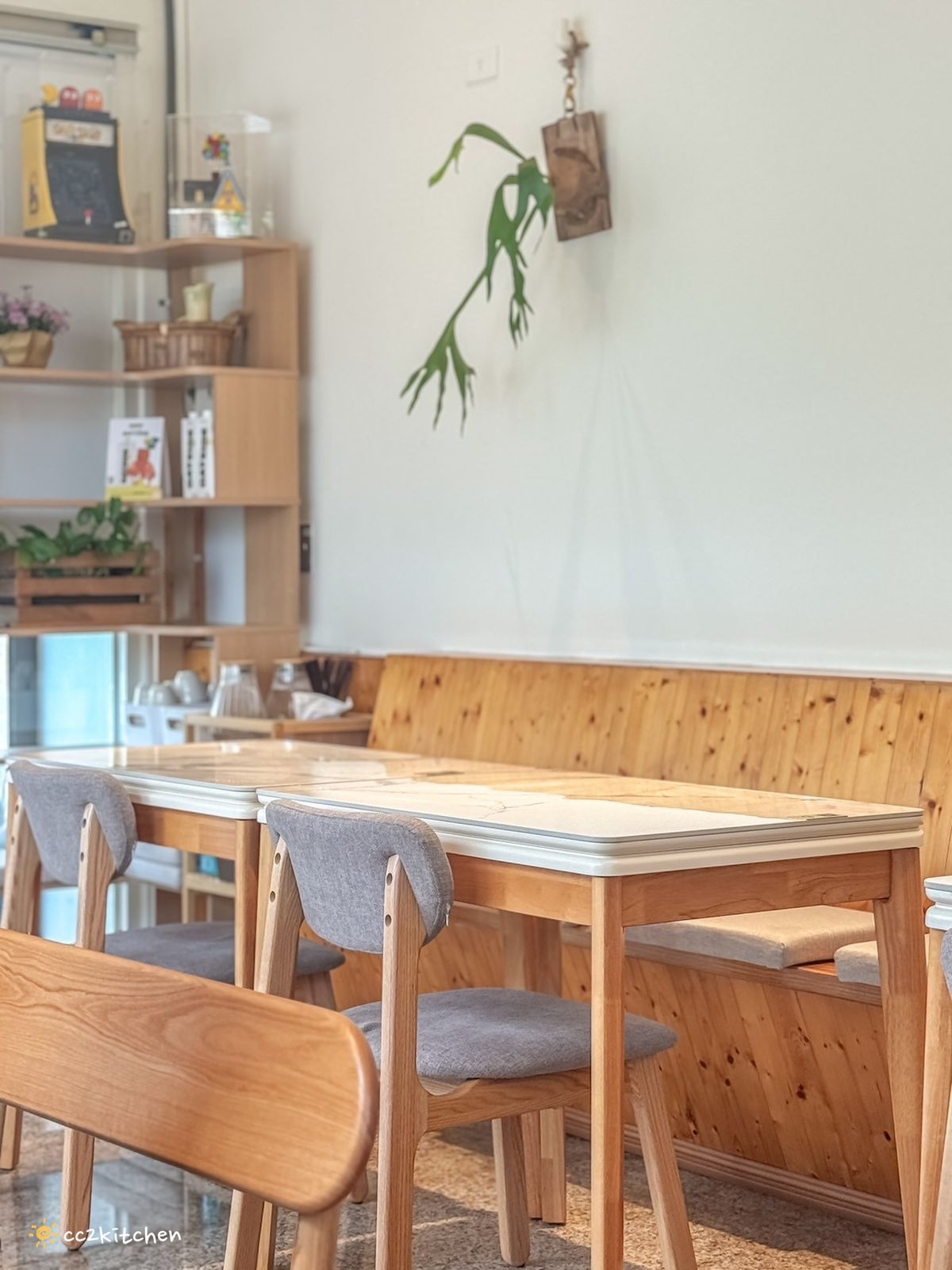 台東早午餐「柴源食間」新開幕～柴源製菓姊妹店，推出超級豐盛、大份量的大大早午餐盤、米食料理及義大利麵！餐點好吃兼具顏值，吃巧又能吃飽。