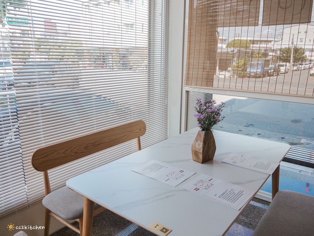 台東早午餐「柴源食間」新開幕～柴源製菓姊妹店，推出超級豐盛、大份量的大大早午餐盤、米食料理及義大利麵！餐點好吃兼具顏值，吃巧又能吃飽。