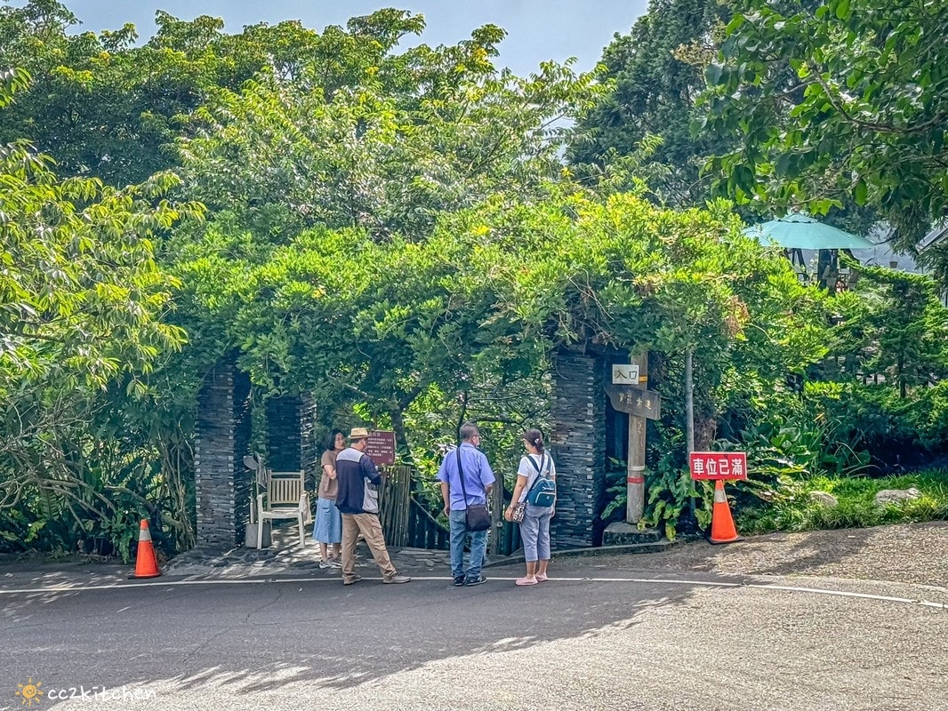 2024台東繡球花盛開中！太麻里金針山「青山農場」夢幻繡球步道，宛如人間仙境！夏日避暑好去處～