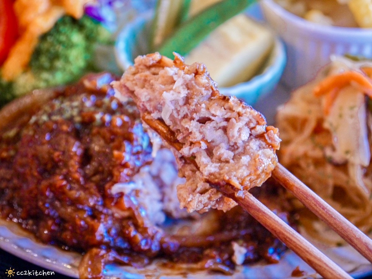 台東簡餐「福來東咖啡Flight Cafe」日本人與台灣女孩合開的日式和洋定食小餐館,口味道地、精緻美味。 - 第25張圖 台東簡餐「福來東咖啡Flight Cafe」日本人與台灣女孩合開的日式和洋定食小餐館,口味道地、精緻美味。