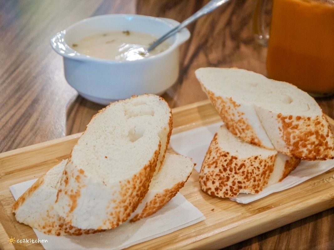 台東平價義大利麵「SP夏帕義大利麵」最低價148元起~台義獨創特色口味、蒜味爆炸蛤蜊超浮誇、CP值高! - 第30張圖 台東平價義大利麵「SP夏帕義大利麵」最低價148元起~台義獨創特色口味、蒜味爆炸蛤蜊超浮誇、CP值高!