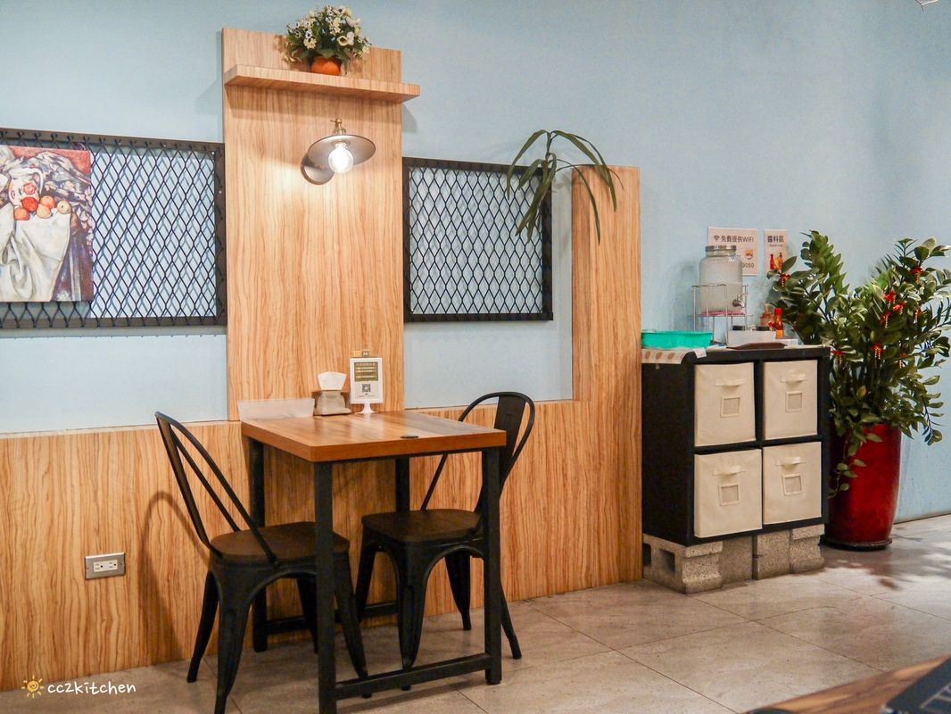 台東平價義大利麵「SP夏帕義大利麵」最低價148元起~台義獨創特色口味、蒜味爆炸蛤蜊超浮誇、CP值高! - 第4張圖 台東平價義大利麵「SP夏帕義大利麵」最低價148元起~台義獨創特色口味、蒜味爆炸蛤蜊超浮誇、CP值高!