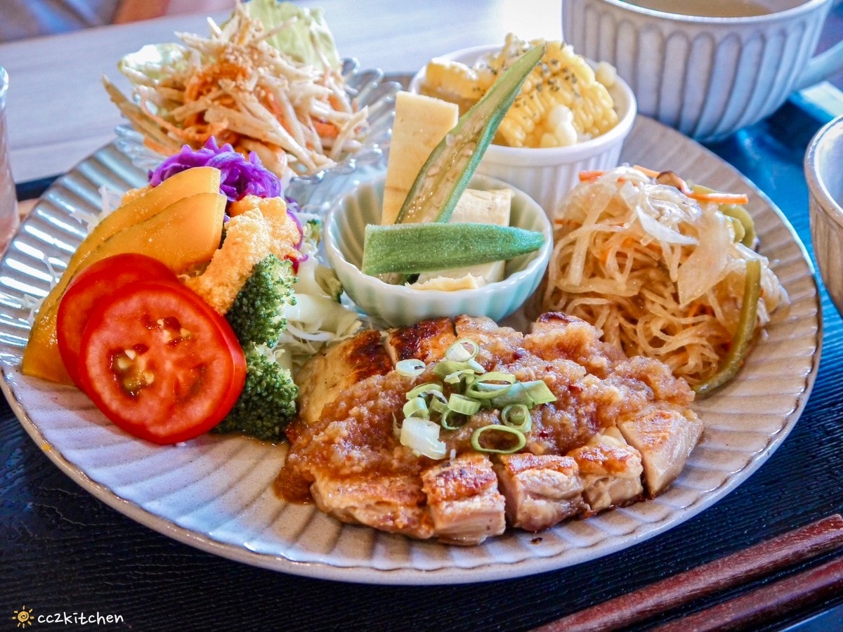 台東簡餐「福來東咖啡Flight Cafe」日本人與台灣女孩合開的日式和洋定食小餐館,口味道地、精緻美味。 - 第32張圖