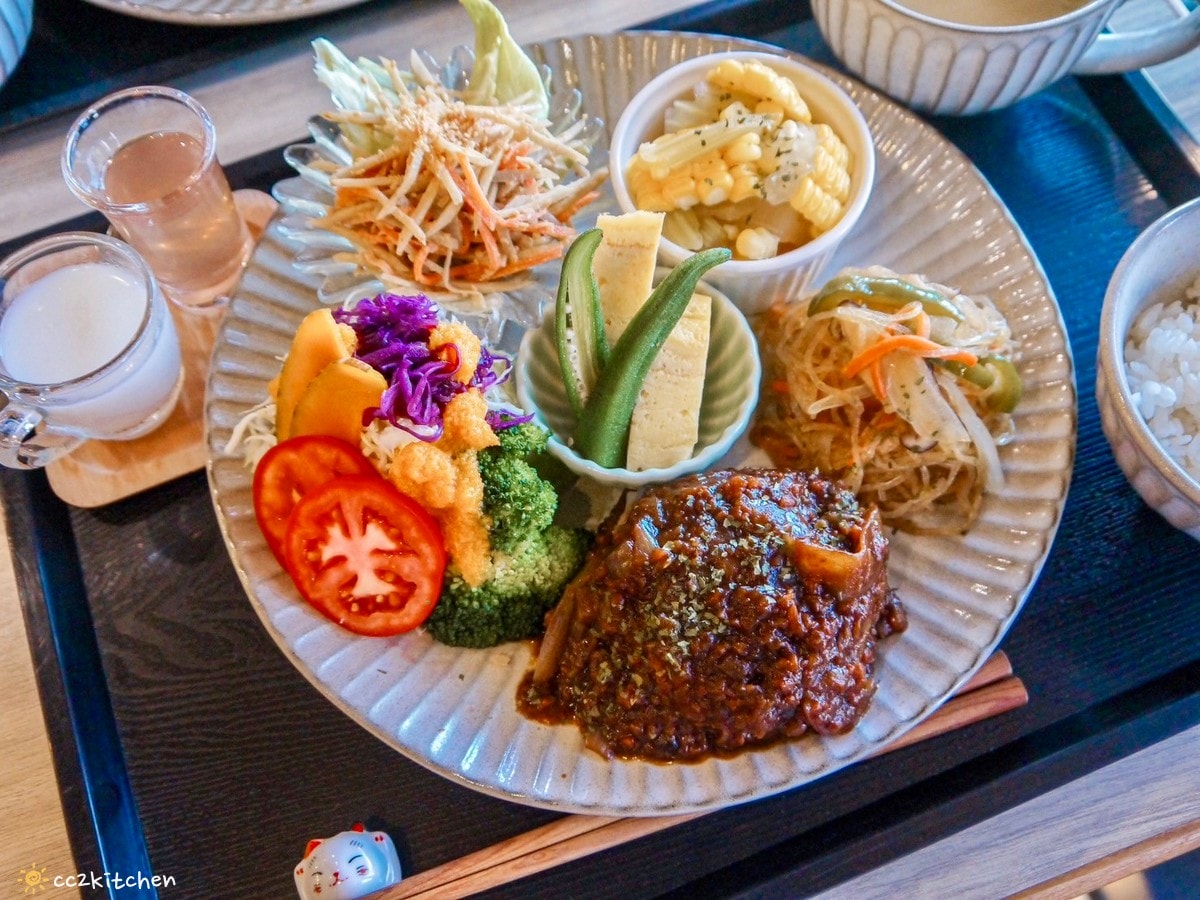 台東簡餐「福來東咖啡Flight Cafe」日本人與台灣女孩合開的日式和洋定食小餐館,口味道地、精緻美味。 - 第19張圖
