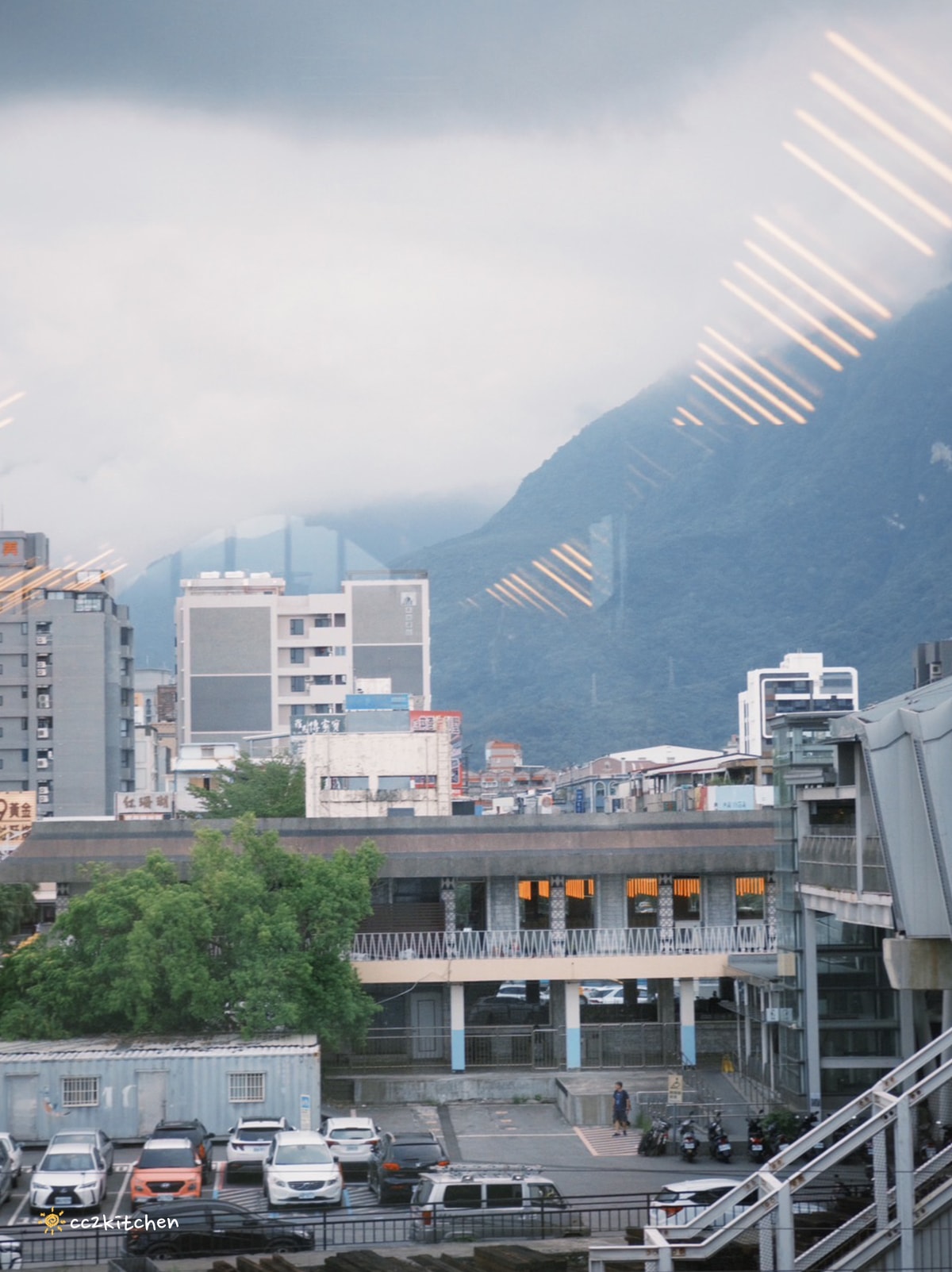 花蓮寵物友善早午餐!「棲根」以手作麵包為主的大份量精緻早午餐,溫沙拉、手作吐司麵包及開放式三明治現點現做,慢工粗細活的職人手作輕食。 - 第2張圖 花蓮寵物友善早午餐!「棲根」以手作麵包為主的大份量精緻早午餐,溫沙拉、手作吐司麵包及開放式三明治現點現做,慢工粗細活的職人手作輕食。