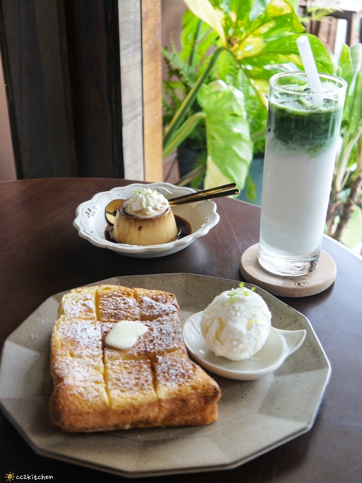 台東咖啡「大酥老公」從北平街搬到更生路的大酥2.0，台東超人氣鐵盒奶油酥餅伴手禮、質感老屋咖啡廳。