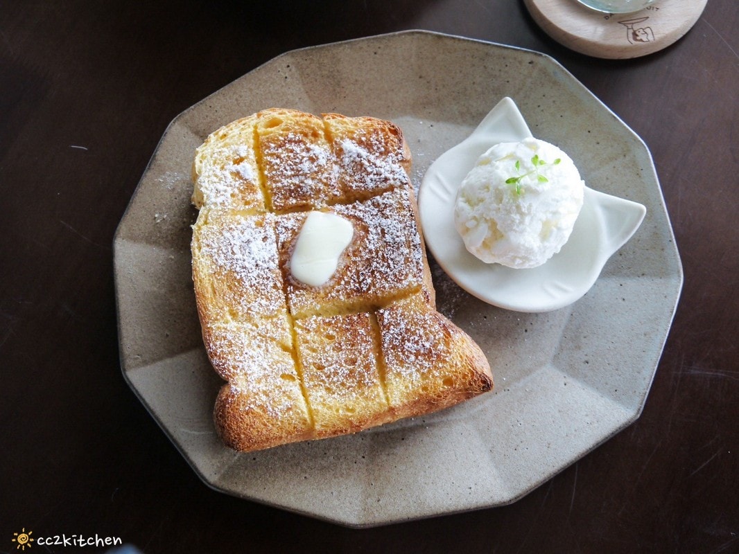 台東咖啡「大酥老公」從北平街搬到更生路的大酥2.0，台東超人氣鐵盒奶油酥餅伴手禮、質感老屋咖啡廳。