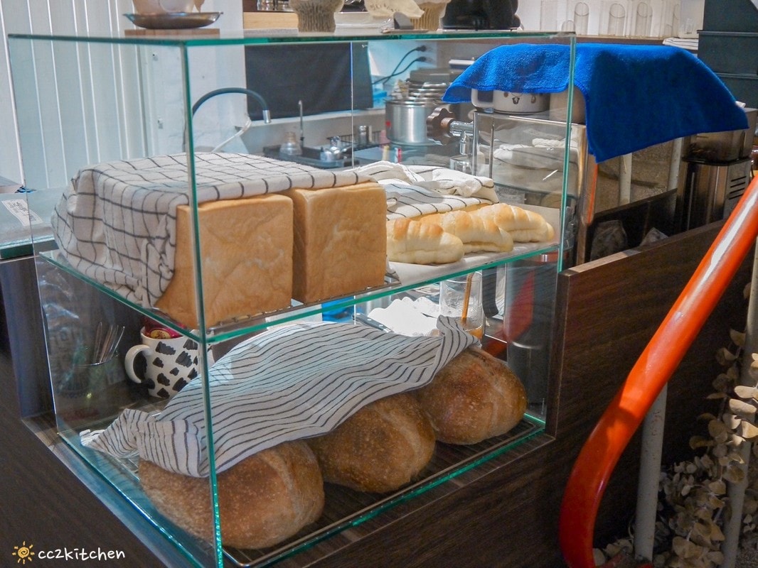 花蓮寵物友善早午餐!「棲根」以手作麵包為主的大份量精緻早午餐,溫沙拉、手作吐司麵包及開放式三明治現點現做,慢工粗細活的職人手作輕食。 - 第31張圖 花蓮寵物友善早午餐!「棲根」以手作麵包為主的大份量精緻早午餐,溫沙拉、手作吐司麵包及開放式三明治現點現做,慢工粗細活的職人手作輕食。
