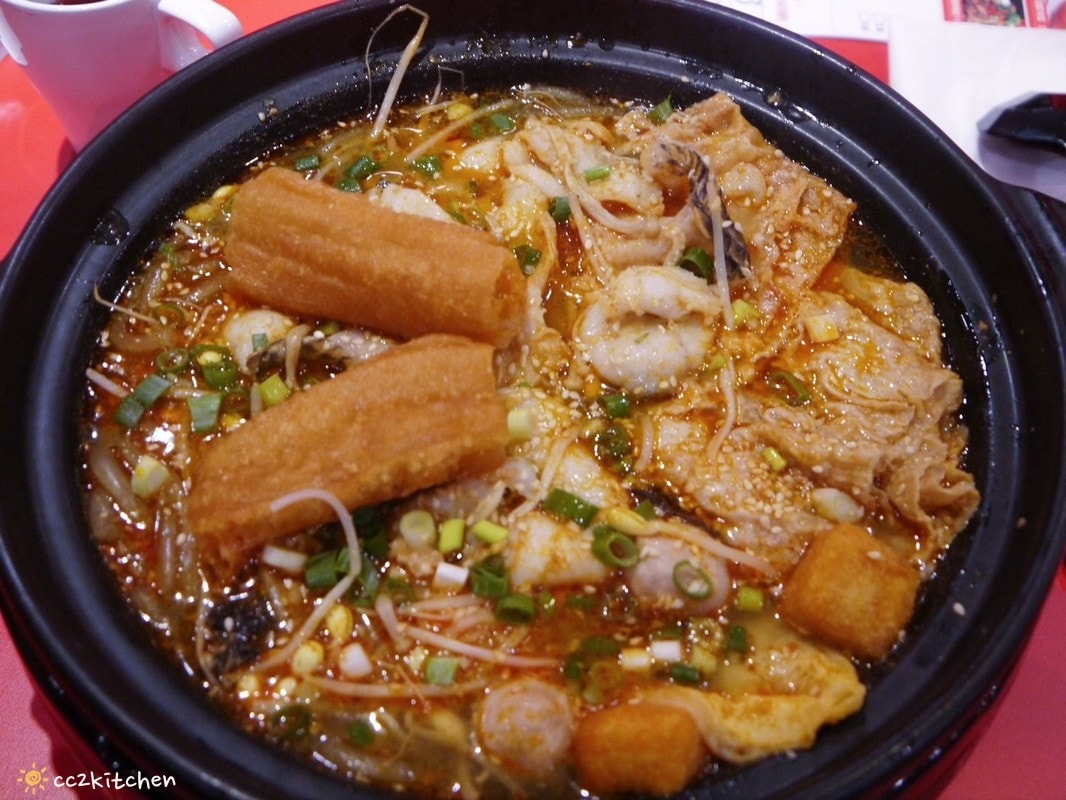 比臉盆還大的酸菜魚！「錄鼎記酸菜魚鍋台東店」台東首間酸菜魚火鍋～8/15新開幕，限定時段用餐鍋物9折！