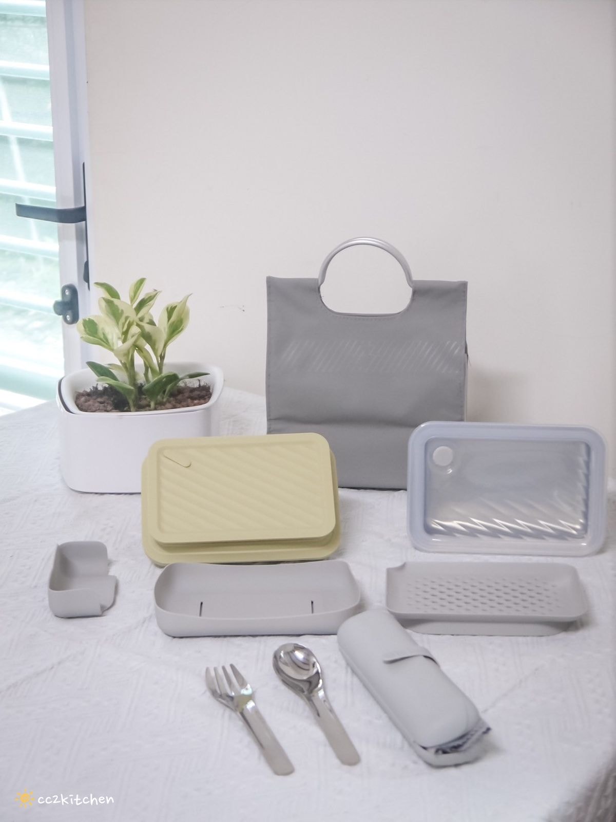 【團購好物開箱】LiFE RiCH富川創造 𝘿𝙤𝙪𝙗𝙡𝙚 𝘽𝙤𝙭可微波不鏽鋼便當盒，一盒多用可蒸、煮、煎、炸、烤～自煮神器、自帶料理的好夥伴！