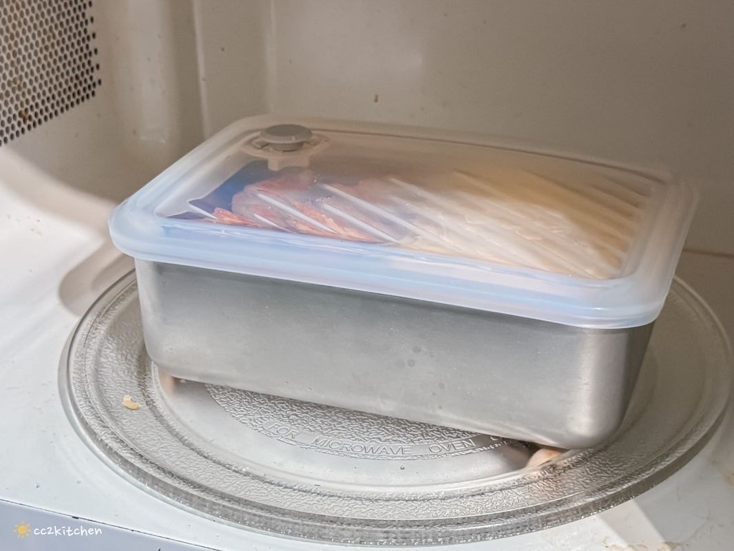 【團購好物開箱】LiFE RiCH富川創造 𝘿𝙤𝙪𝙗𝙡𝙚 𝘽𝙤𝙭可微波不鏽鋼便當盒，一盒多用可蒸、煮、煎、炸、烤～自煮神器、自帶料理的好夥伴！