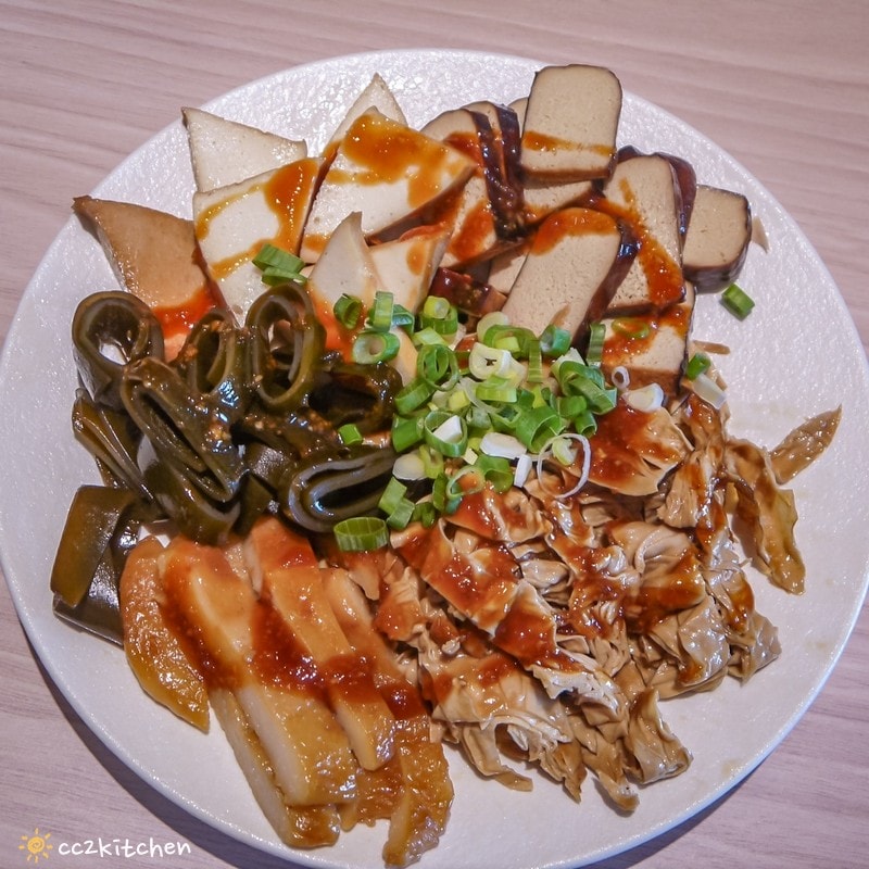台東「歐滷滷小屋Olulu」,夜市擺攤的滷味攤車轉型成溫馨小餐館!提供美味的家常料理、簡餐,不用一大群人也能吃的中式料理。 - 第13張圖