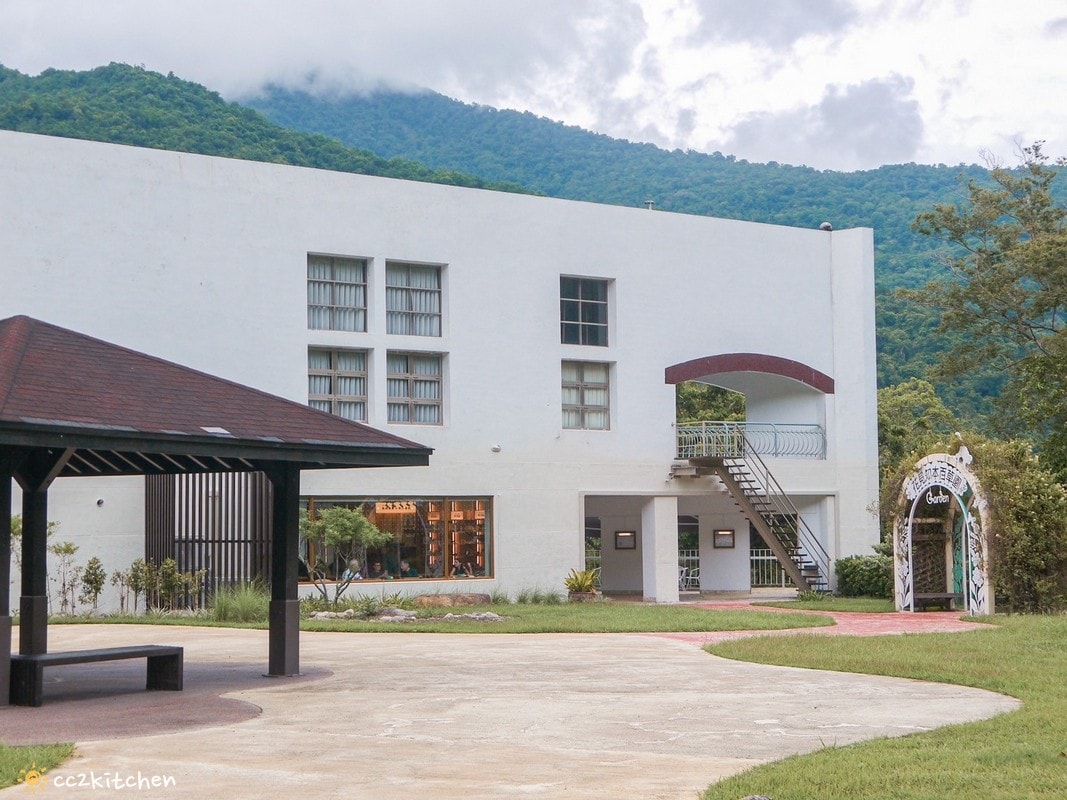 東部首間山林製造概念館咖啡廳!「虎比公寓-台東知本館」座落在台東知本國家森林遊樂區~在國家級森林公園裡眺望無敵山景,享受大自然沉靜與美好。 - 第46張圖