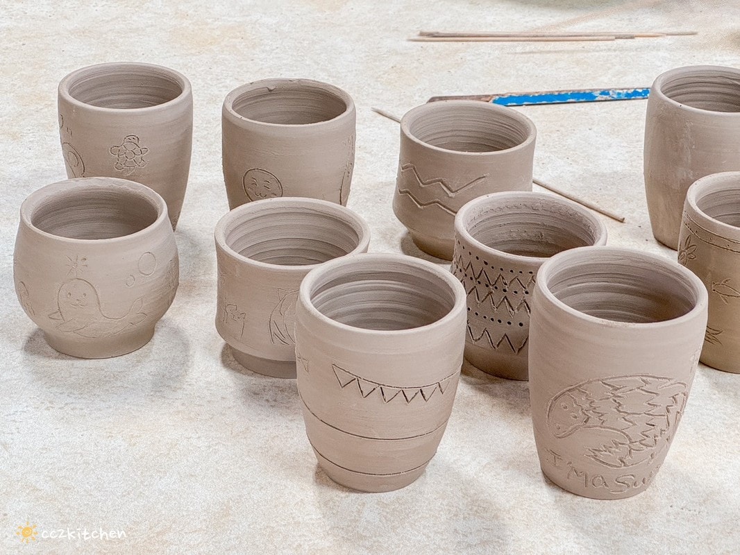 【2026台東初鹿一日遊】初鹿美食景點旅遊指南～一日茶農採茶趣、藥草火鍋吃到飽、深山裡的柴燒陶藝、釋迦鑰匙圈DIY ！