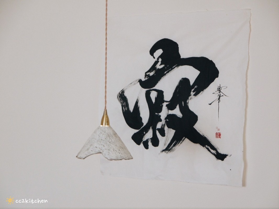 花蓮「坡上」招牌焦糖布丁只要60元好佛心！日系風格的溫潤木質調平價咖啡廳，甜點和價位都很可愛～花蓮旅遊咖啡下午茶推薦！