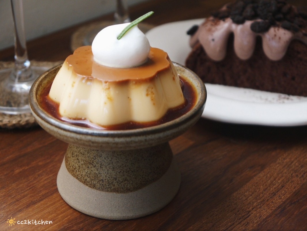 花蓮「坡上」招牌焦糖布丁只要60元好佛心！日系風格的溫潤木質調平價咖啡廳，甜點和價位都很可愛～花蓮旅遊咖啡下午茶推薦！