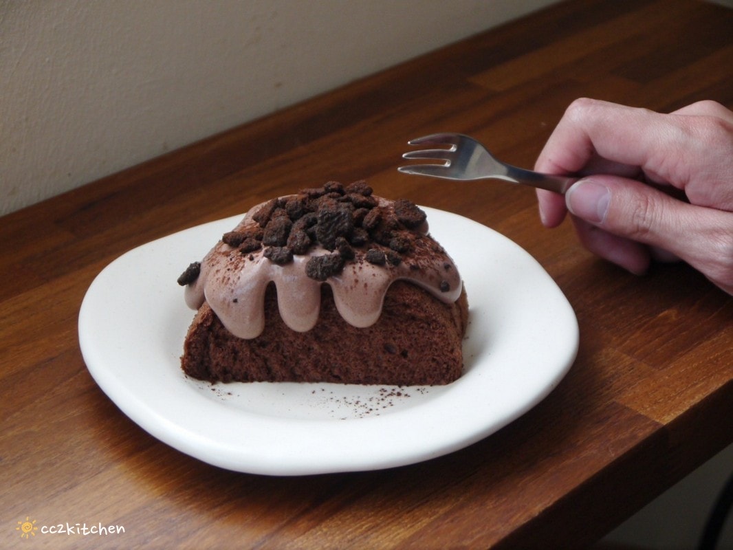 花蓮「坡上」招牌焦糖布丁只要60元好佛心！日系風格的溫潤木質調平價咖啡廳，甜點和價位都很可愛～花蓮旅遊咖啡下午茶推薦！