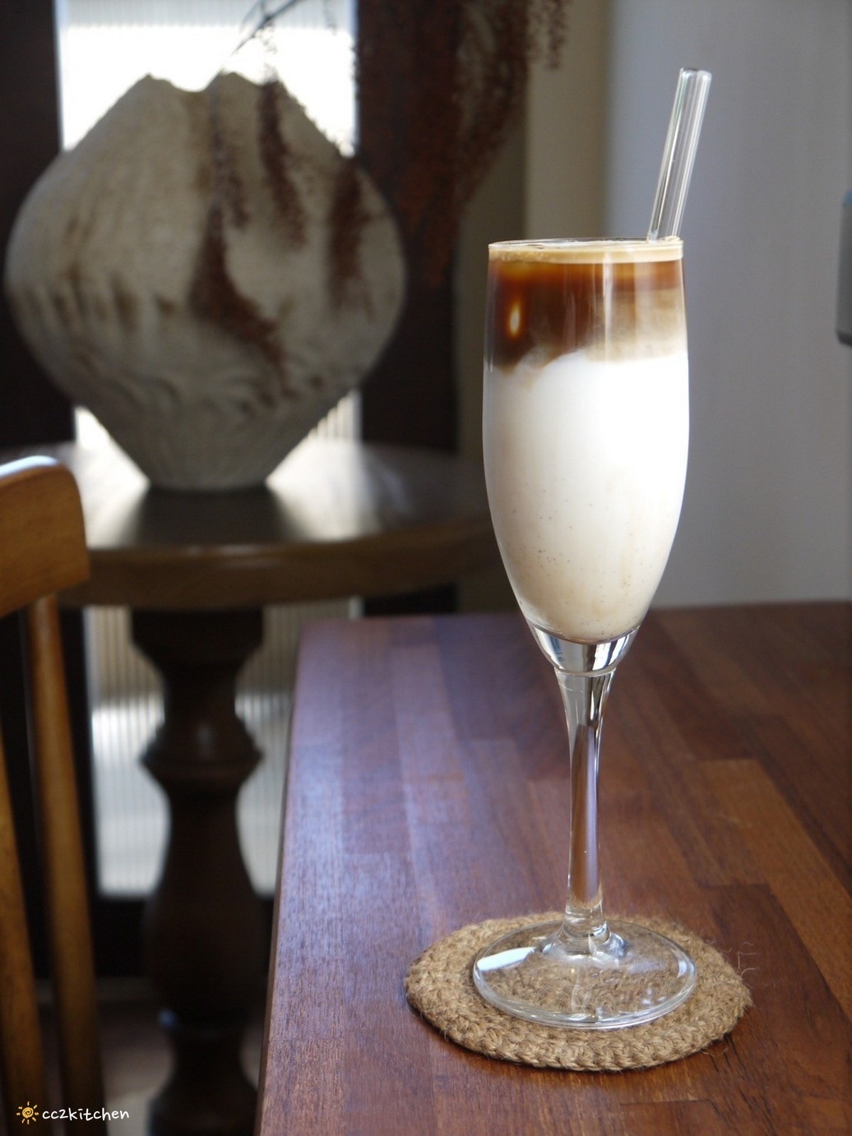 花蓮「坡上」招牌焦糖布丁只要60元好佛心！日系風格的溫潤木質調平價咖啡廳，甜點和價位都很可愛～花蓮旅遊咖啡下午茶推薦！