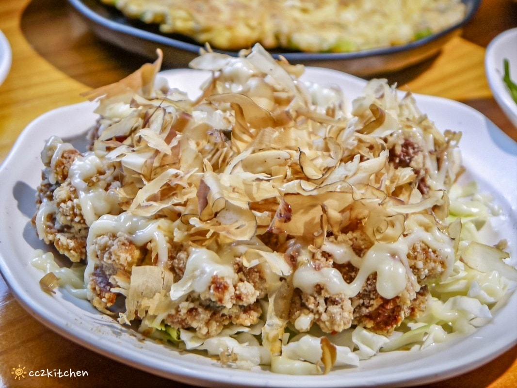 台東成功海鮮餐廳「比西里岸近海廚房」，鄰近三仙台的平價家常小餐館，單點制～價格平易近人，小家庭也能大啖海產！