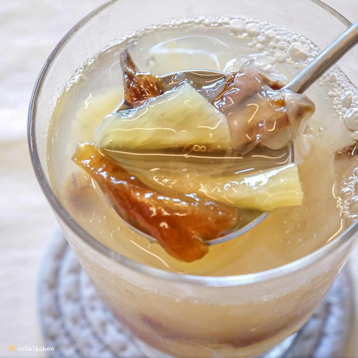 【2026台東太麻里金針山一日遊】金針山賞花秘境、森呼吸金針瑜珈、金針園採筍趣、水果茶凍DIY、大啖金針私房創意料理 ！