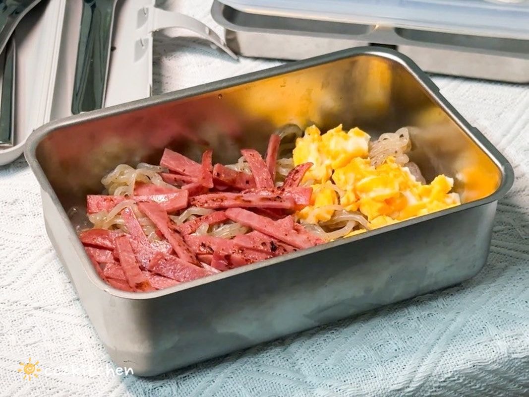 【團購好物開箱】LiFE RiCH富川創造 𝘿𝙤𝙪𝙗𝙡𝙚 𝘽𝙤𝙭可微波不鏽鋼便當盒，一盒多用可蒸、煮、煎、炸、烤～自煮神器、自帶料理的好夥伴！