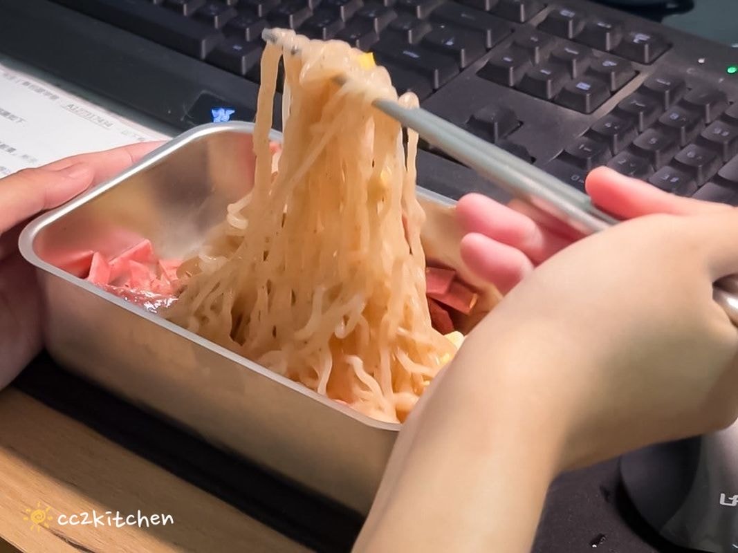 【團購好物開箱】LiFE RiCH富川創造 𝘿𝙤𝙪𝙗𝙡𝙚 𝘽𝙤𝙭可微波不鏽鋼便當盒，一盒多用可蒸、煮、煎、炸、烤～自煮神器、自帶料理的好夥伴！