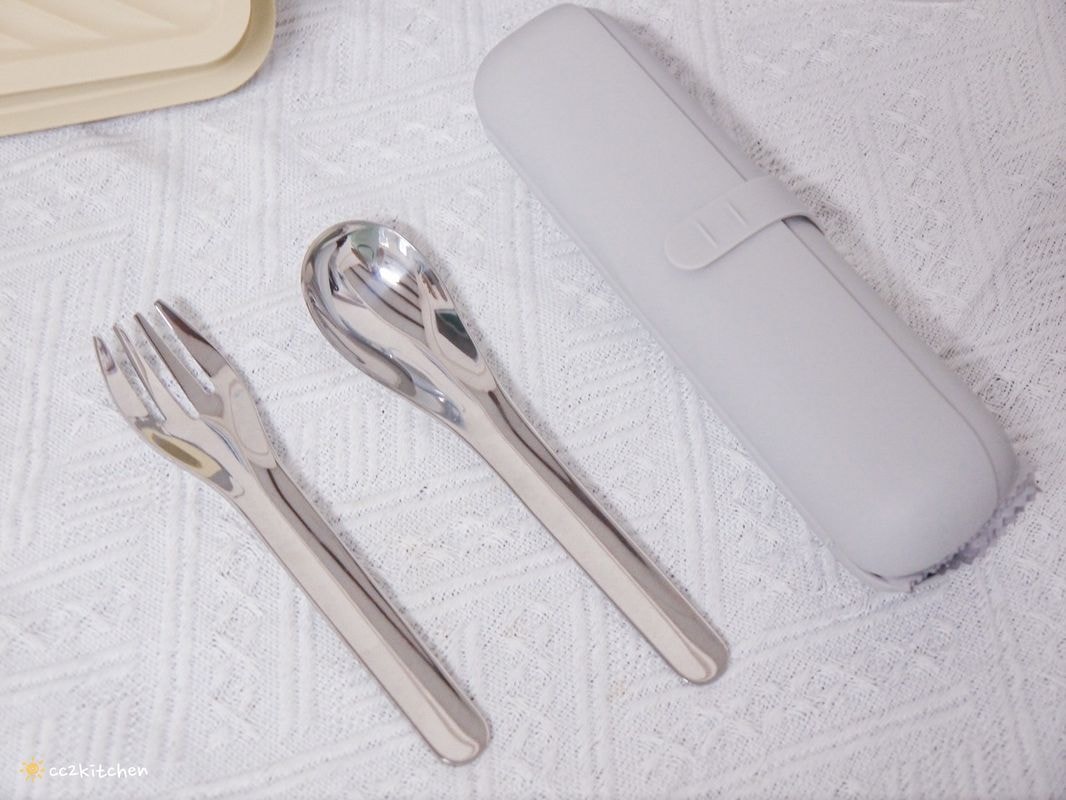 【團購好物開箱】LiFE RiCH富川創造 𝘿𝙤𝙪𝙗𝙡𝙚 𝘽𝙤𝙭可微波不鏽鋼便當盒，一盒多用可蒸、煮、煎、炸、烤～自煮神器、自帶料理的好夥伴！