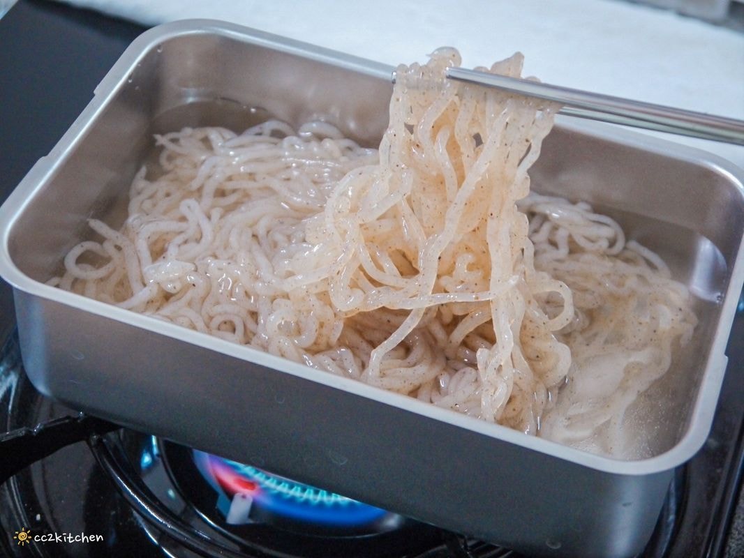 【團購好物開箱】LiFE RiCH富川創造 𝘿𝙤𝙪𝙗𝙡𝙚 𝘽𝙤𝙭可微波不鏽鋼便當盒，一盒多用可蒸、煮、煎、炸、烤～自煮神器、自帶料理的好夥伴！