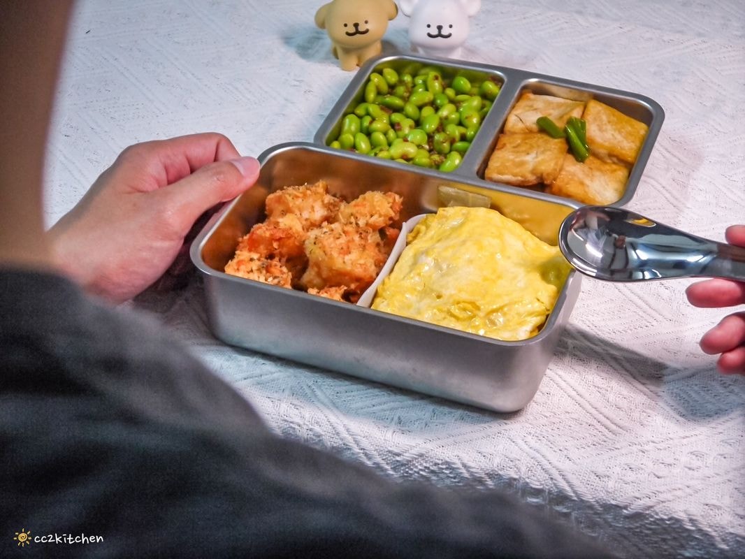【團購好物開箱】LiFE RiCH富川創造 𝘿𝙤𝙪𝙗𝙡𝙚 𝘽𝙤𝙭可微波不鏽鋼便當盒，一盒多用可蒸、煮、煎、炸、烤～自煮神器、自帶料理的好夥伴！
